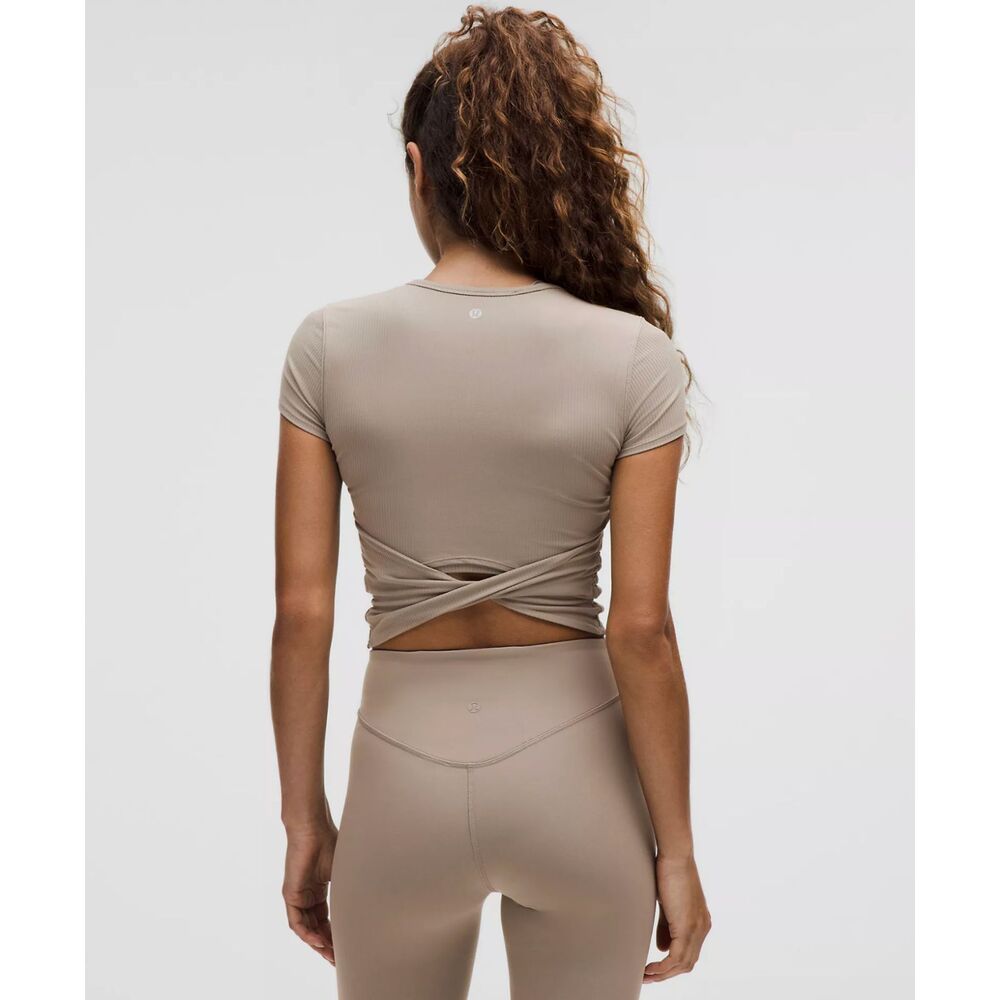 Lululemon All It Takes Back-Twist Ribbed Short-Sleeve Shirt in Club Blue EUC - Picture 6 of 6